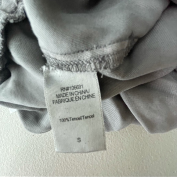 Young Fabulous & Broke NWT Gray Jumpsuit Small - Picture 3 of 4